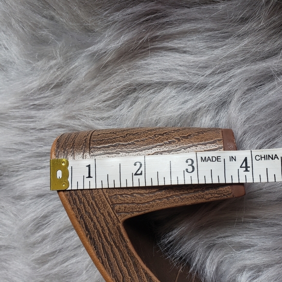 Maurices slip on heel sandals with stud details - Picture 5 of 12